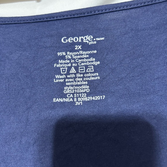 George Olive and Navy tops -3x/2x- two comfortable tops-new or like new - Picture 6 of 12